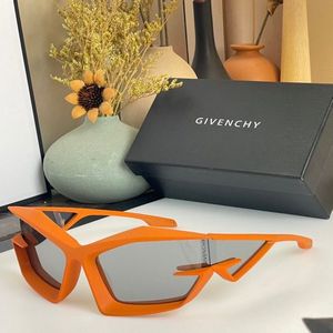 GIVENCHY Sunglasses 211